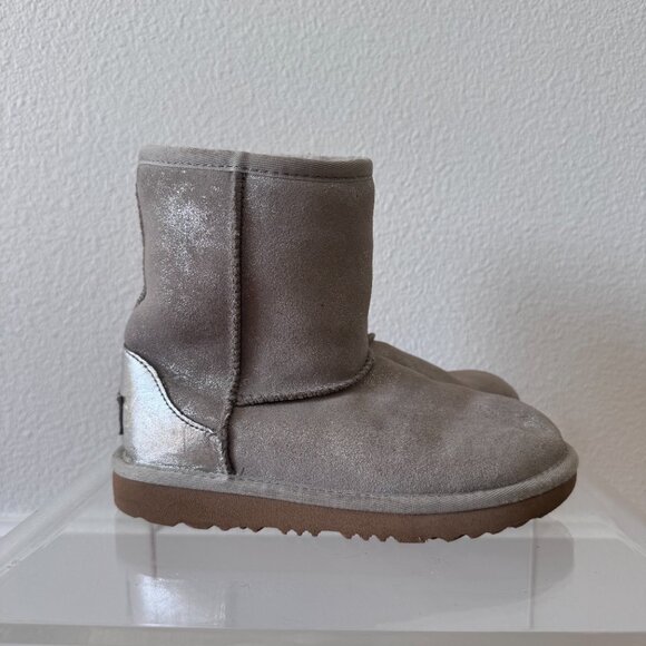 UGG Kids Classic II Shimmer Boots Size 1 Youth | Metallic Mini Shearling Winter - Picture 2 of 13
